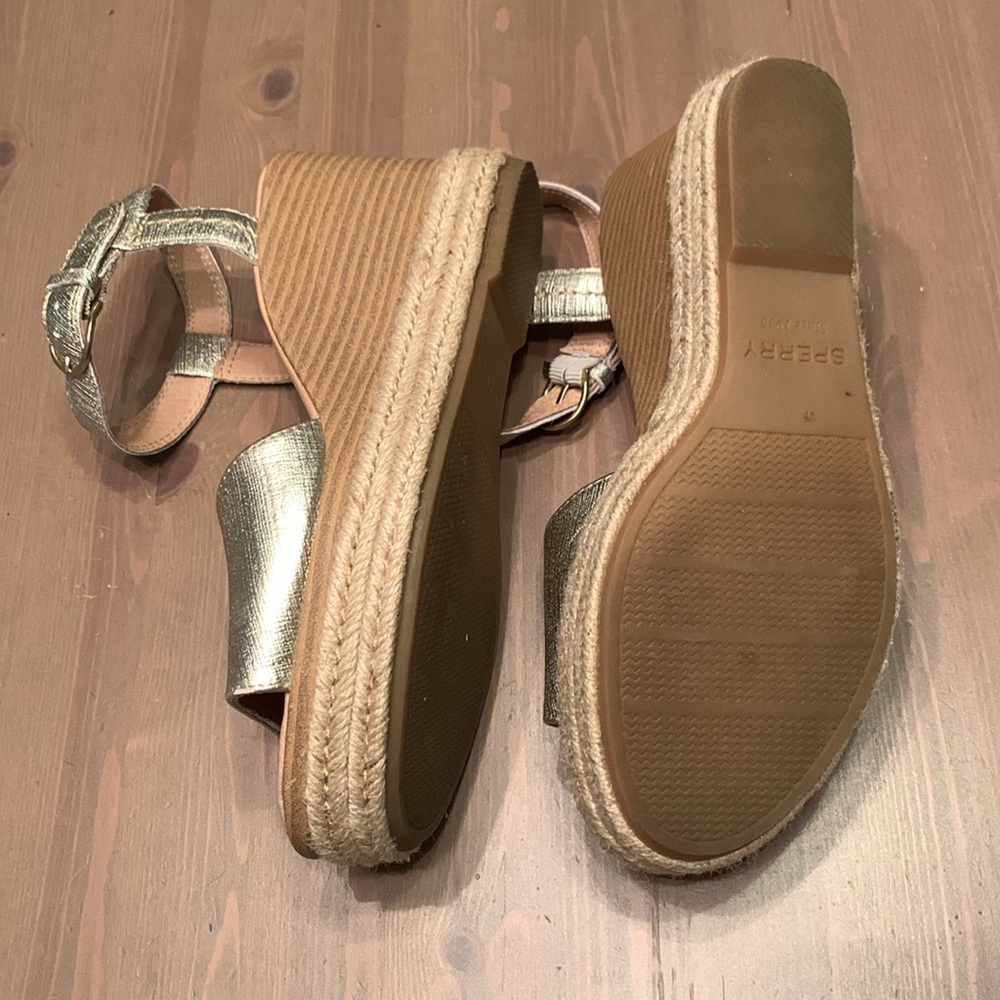 Sperry Women’s Fairwater Plushwave Wedge Sandal 8 - Picture 3 of 5